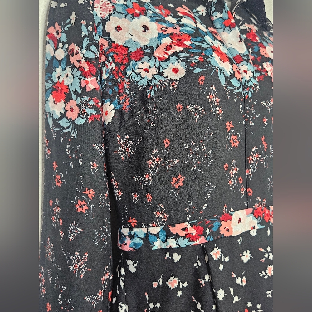 Julia Jordan Floral Button Front Fit And Flare Long Sleeve Sharkbite Hem Midi 6 - Picture 8 of 14